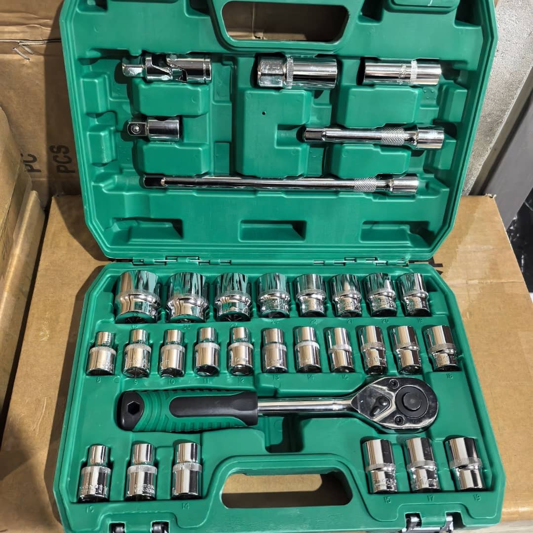 Car repair wrench set