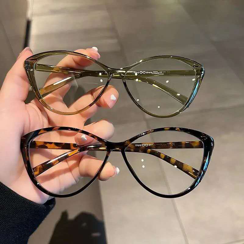 Cat-eye shaped glasses