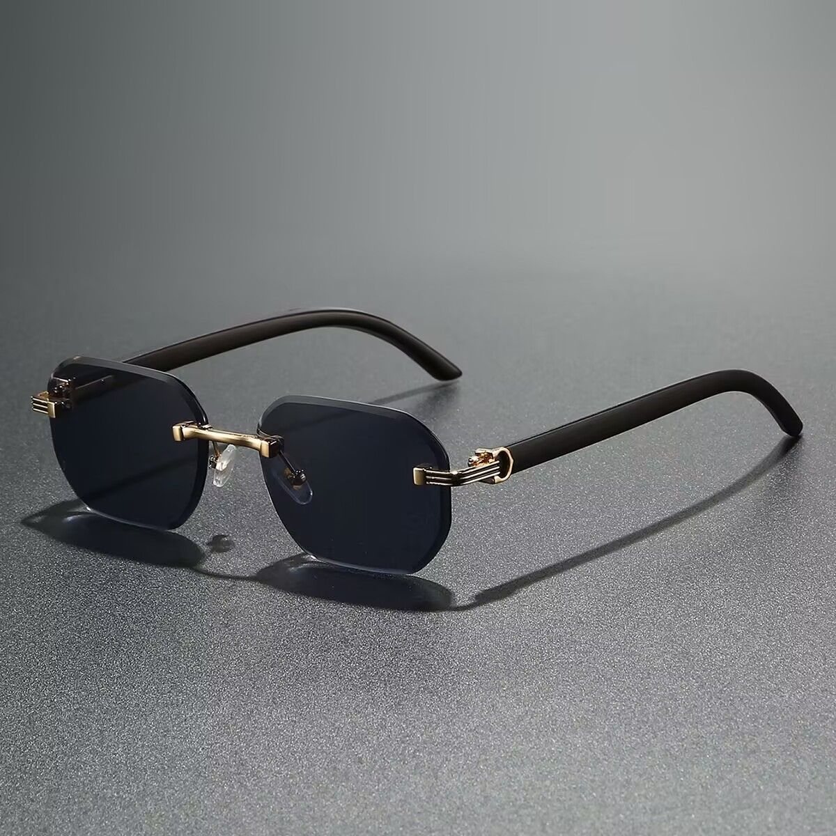 New stylish frameless sunglasses