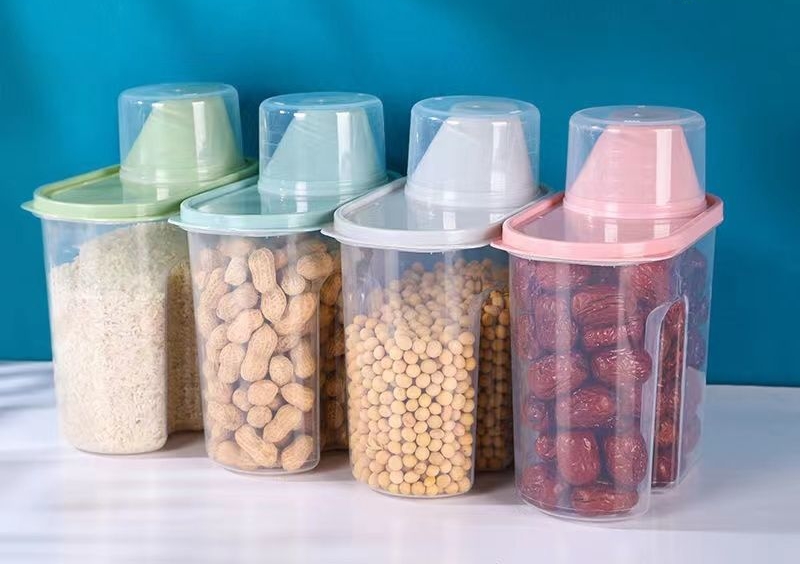 Japanese-style canned grain storage container